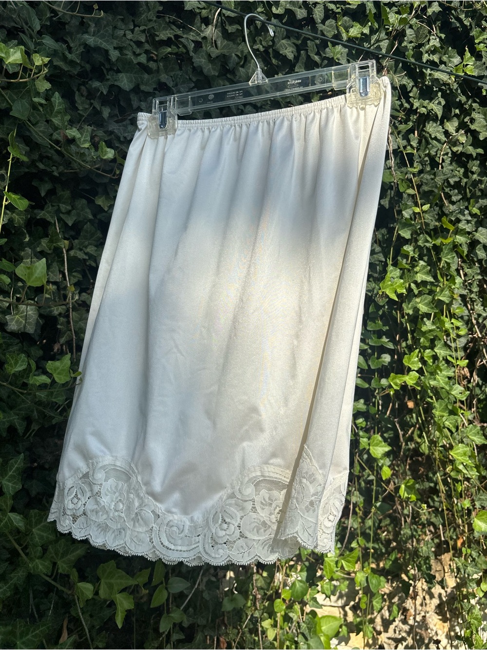 Vintage Classic Ivory Lace Hem Half Slip Skirt